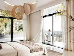 RANGE OF LIFESTYLE AMENITIES/ HIGH-END FINISHES/ SPACIOUS LAYOUTS