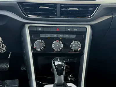 Volkswagen T-Roc Life, миниатюра 17
