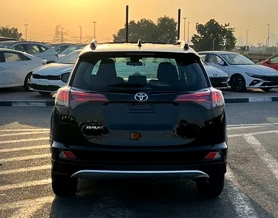 صورة مصغرة 8 لـ 2018 Toyota RAV 4