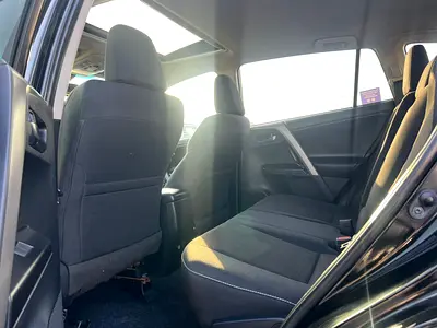 صورة مصغرة 17 لـ 2018 Toyota RAV 4