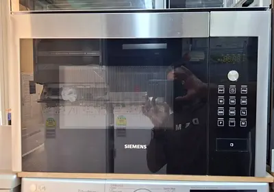 Siemens built in microwave in good condition