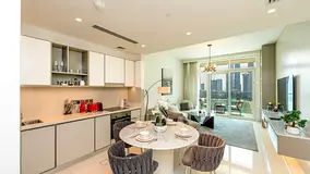 Luxe Lodgings -2 Bedroom | Marina &amp; Skyline Views