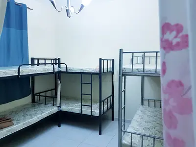 LADIES/ WOMENS ONLY EXCUTIVE BACHLER BED SPACE AVILABLE NEAR AL RIGGA METRO STATION