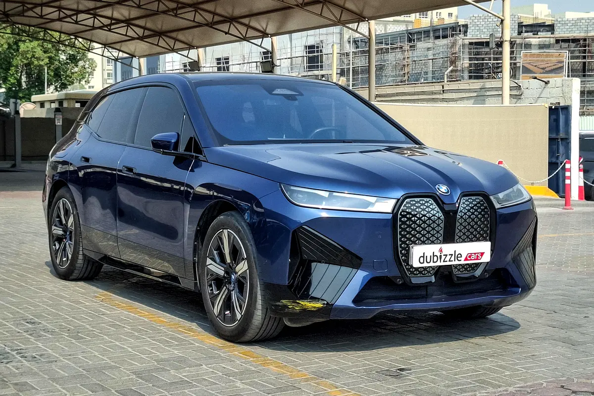 BMW iX 2023 — photo 1 of 16