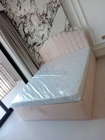 Brand New Queen size bed storage bed Medical mattress King bed family bed Queen bed double bed