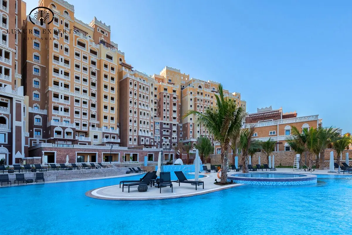 2BR | Spacious Layout | Beach Access