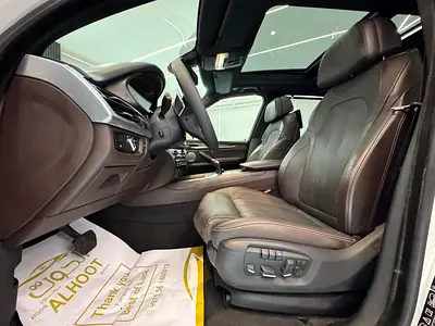 2015 BMW X5 thumbnail 16
