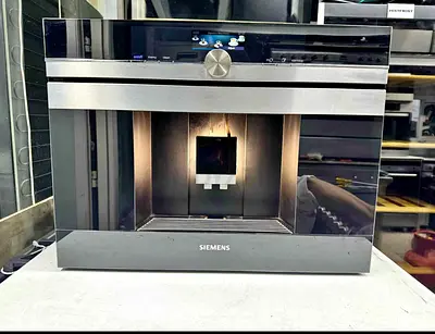 Siemens iQ700 Built‑In Fully Automatic Coffee Machine