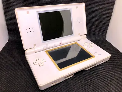 Nintendo DS Lite - The Ultimate Portable Gaming Experience!