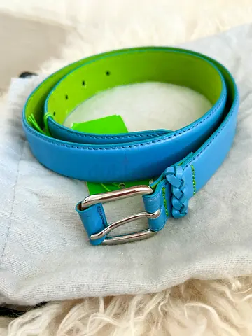 Hugo Boss blue leather belt size 75 ladies