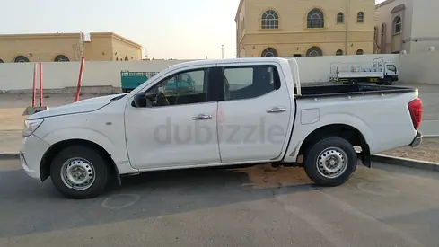 FOR SALE - 2017 / NISSAN NAVARA 4X4 / AUTOMATIC / EXCELLENT CONDITION - FOR SALE