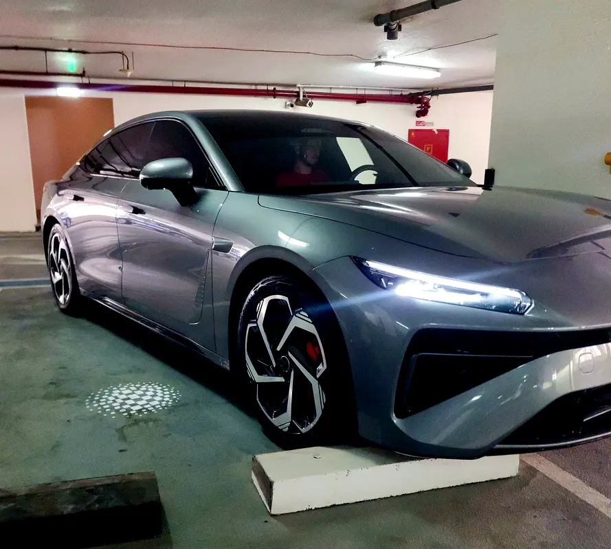 Exeed Exlantix ES 2026 — photo 1 of 18