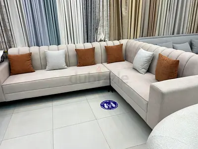 Customized Elegant L-Shaped Sofa with Cushions