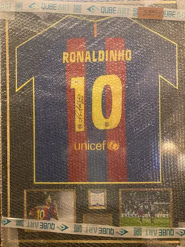 Iconic Ronaldinho Barça Jersey personally signed and Authenticated