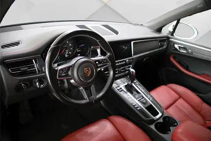 صورة مصغرة 8 لـ 2021 Porsche MACAN