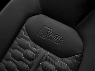 2025 AUDI RS Q8 thumbnail 17