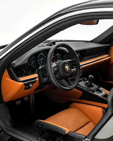 صورة مصغرة 10 لـ 2024 Porsche 911
