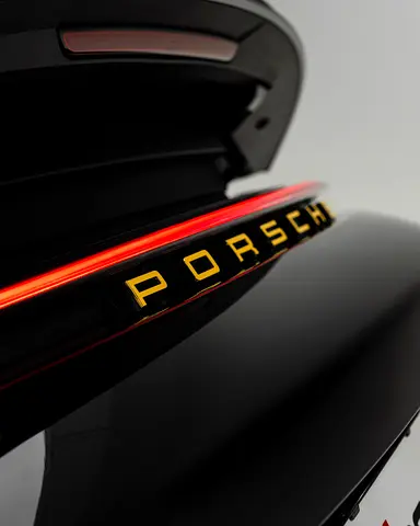 صورة مصغرة 7 لـ 2024 Porsche 911