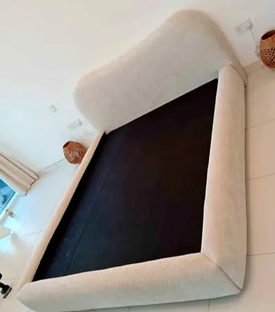 Brand new cosotmerize 160*200 queen bed