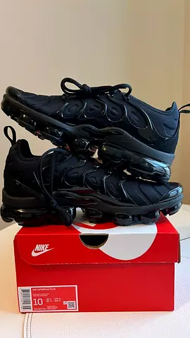 Nike Air VaporMax Plus Low Triple Black Size 10 original