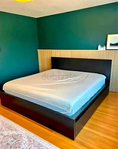 Malam king size bed 180/200cm bed , 2 storage drawers underneath and with Ikea mattress