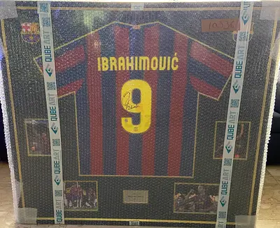 Legend Zlatan Ibrahimovic personally signed Jersey