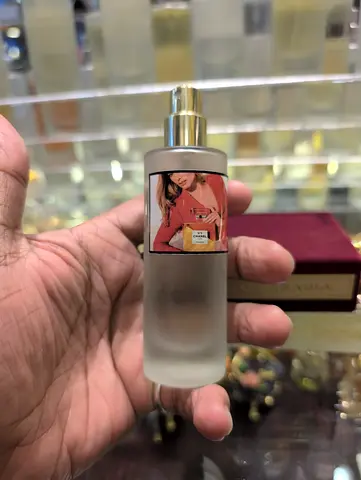 Ladies perfume