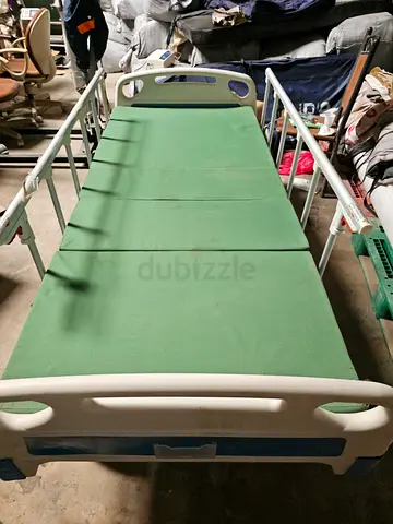 Medical bed electric three crank with mattress (Hospital bed)