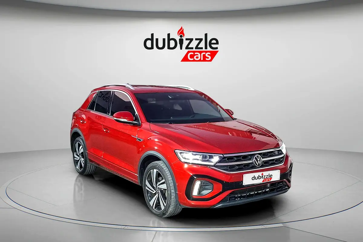 Volkswagen T-Roc 2023 — photo 1 of 12