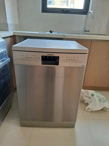 Siemens latest model dishwasher three racks iq300