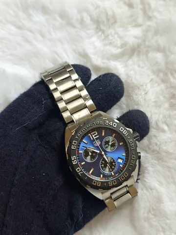 watch tag