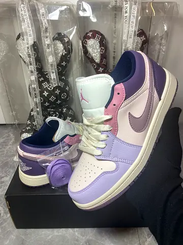 Air Jordan 1 Low Pastel Plum