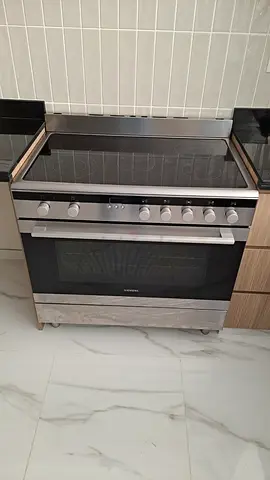 High-Quality Stainless Steel Oven  Cooker for Sale! Siemens brand