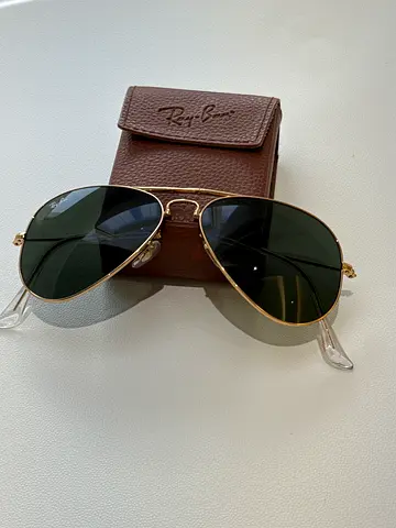 Authentic Ray-Ban Aviator Sunglasses ️
