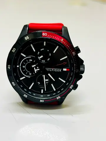 Stylish Tommy Hilfiger Mens Watch - Perfect Blend of Sport and Elegance!
