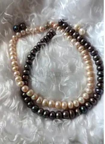 Elegant Pearl Necklace Set