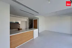 Well Maintained / Back To Back / 4 Bedrooms +Maid