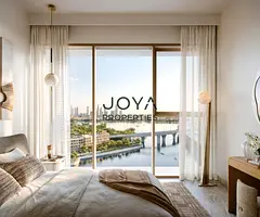 Luxury Waterfront Living - Palace Creek Blue