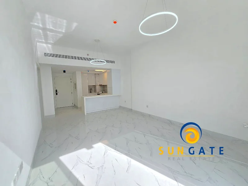 جديد بالكامل، بإطلالة على الحديقة، طابق منخفض64410738208642112