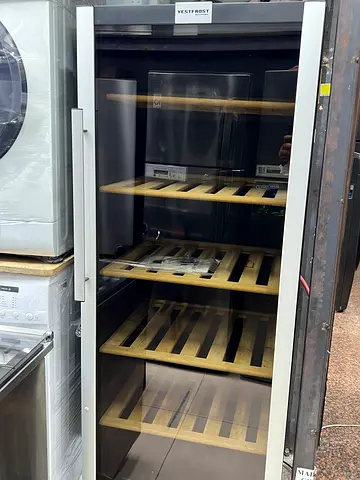 Westfrost vine cooler (W155/Fz295w) black