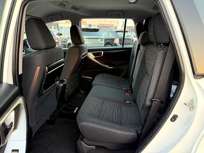 صورة 7 لـ 2020 Toyota INNOVA