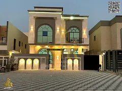At a bargain price, including registration fees, freehold, consisting of 7 rooms, ground floor, firs