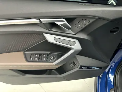 صورة مصغرة 14 لـ 2025 AUDI A3