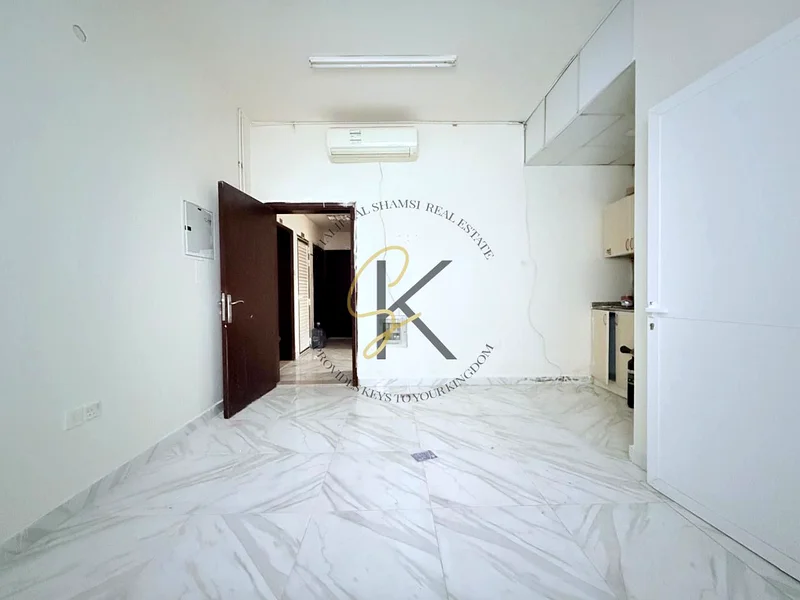 استوديو فاخر مع مطبخ منفصل في المويلحة، الشارقة64410812585091113