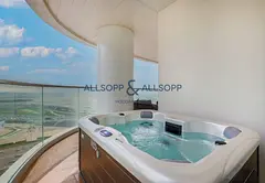 Stunning 1BR Apartment w/ Private Jacuzzi in Terraces Marasi Drive, Business Bay