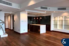 Upgraded | 2bed+Maid | Vacant-On-Transfer