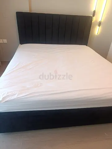 Brand new king size bed frame available on sale
