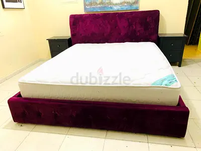 Purple Velvet Bed with Mattress - Perfect for Any Bedroom!