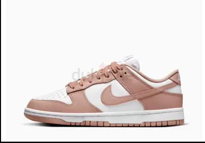 Womens Dunk Low Shoes - Peach
