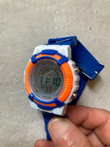 Kids watch